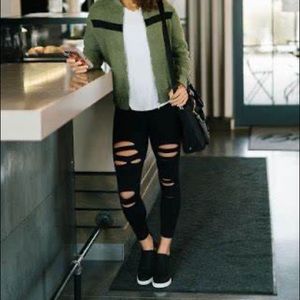 Zyia Slash Leggings 6-8